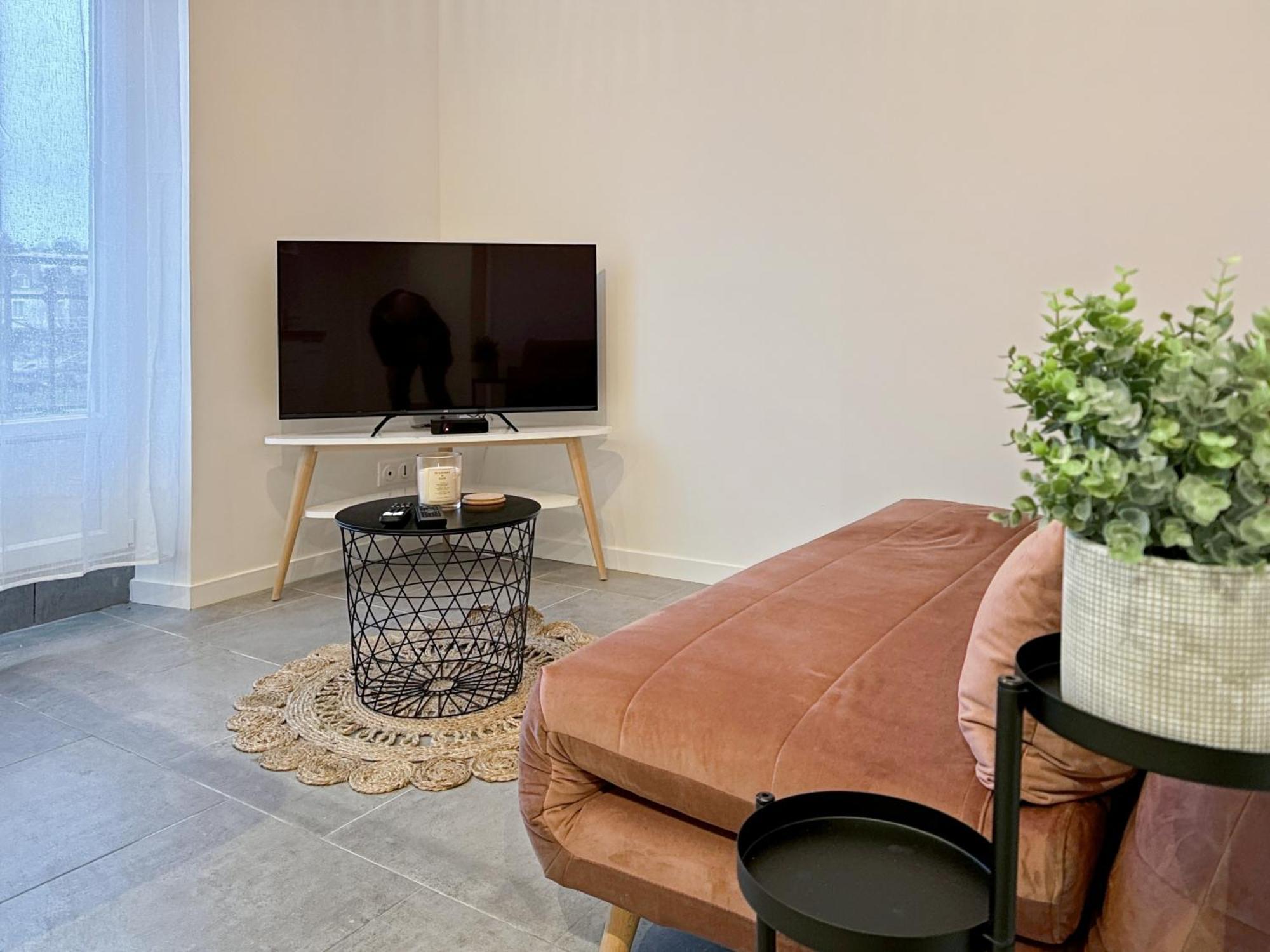 Le Cosy Lagny - Appartement Cosy Avec Balcon Vue Sur Marne מראה חיצוני תמונה